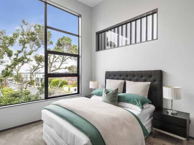 33 Williamson Avenue, Belmont