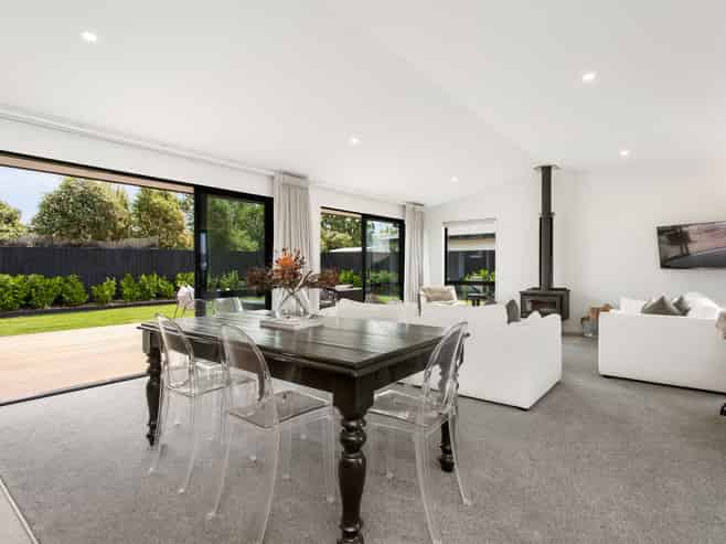 52 Suffolk Drive, Kirwee