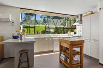 44 Fairview Terrace, SAWYERS BAY