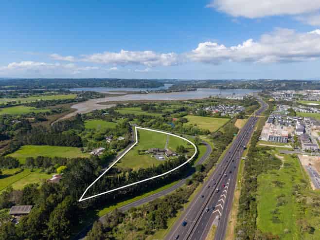 7 Sinton Road, Hobsonville