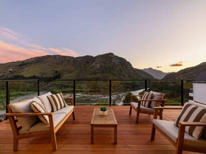 6 Powder Terrace, Arthurs Point