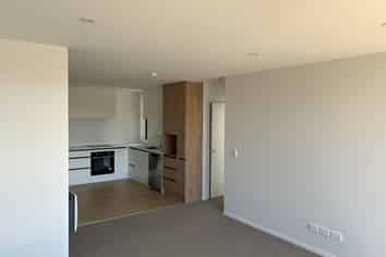 3/12 Treasure Lane, Te Atatu South