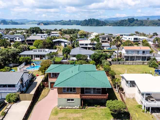 218 Ocean Road, Ohope