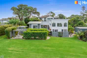 79 Hauraki Road, Leigh