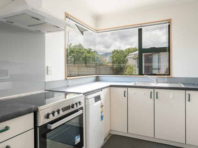 14 Fernlea Rise, Richmond