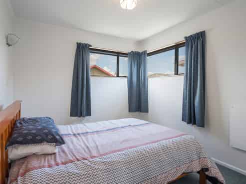 14 Fernlea Rise, Richmond