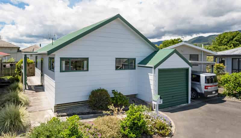 14 Fernlea Rise, Richmond