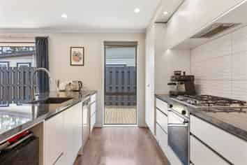 8A Cutfield Street, Inglewood