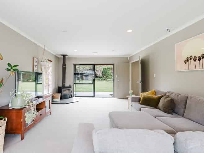 11C Higginson Road, Whatawhata