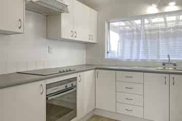 A/12 Pipitea Place, Massey