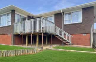 A/12 Pipitea Place, Massey