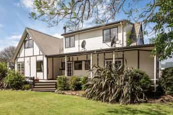 Lifestyle Property with Industrial Zoning.