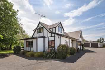 Lifestyle Property with Industrial Zoning.