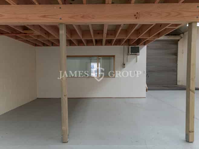 Affordable 237m² Papakura Industrial