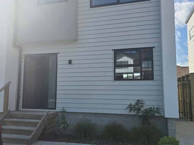 7/64 Glen Road, Stokes Valley