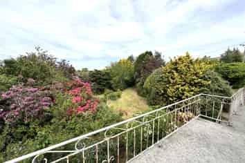 4 Merrie Creek Road, CLINTON