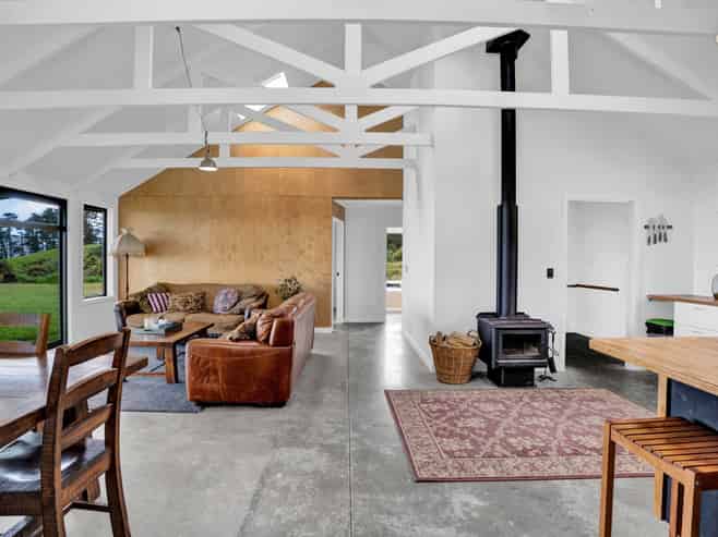 749 Upper Pitone Road, Pitone