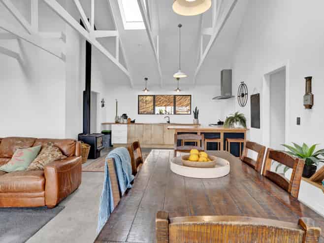 749 Upper Pitone Road, Pitone