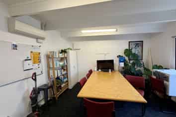 Modern Retail on Busy New North Road | 148m2