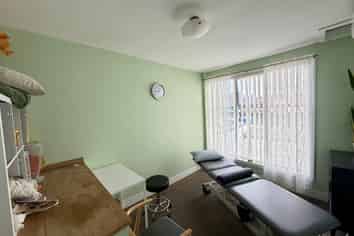 Level 1 Medical Office on New North Road | 92m2