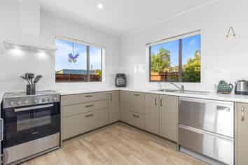 Flat 1/54 Florence Avenue, Orewa