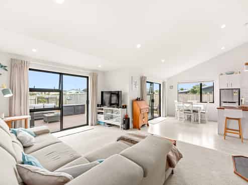 1 Colenso Place, Otaki