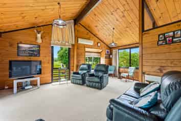 34 Cambridge Street, Pahiatua