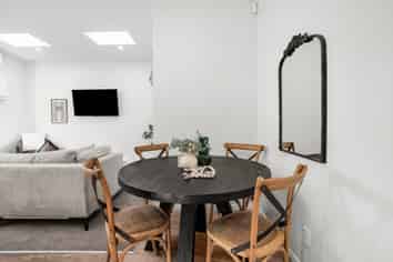 3/62 Queens Grove, Hutt Central