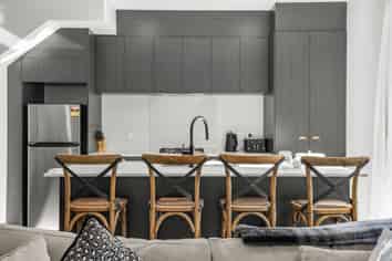 3/62 Queens Grove, Hutt Central