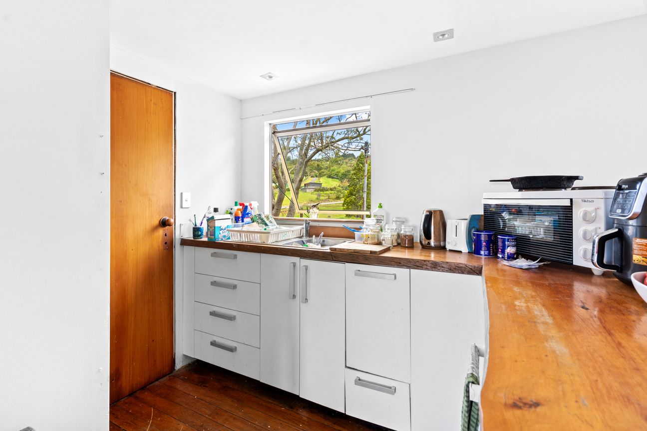Priced at $799,000! Bring your Vision to life! - Widok 3