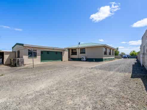 185 West Street, Hawthorndale