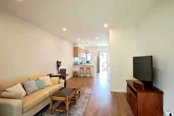 14/26 Springvale Drive, Fairview Heights