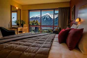 Wilderness Lodge Arthurs Pass - Premium Eco Lodge