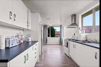 66 Adamson Crescent, Glengarry