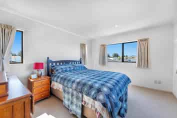 6 Youth Street, Mount Roskill