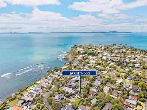 1A Cliff Road, Torbay