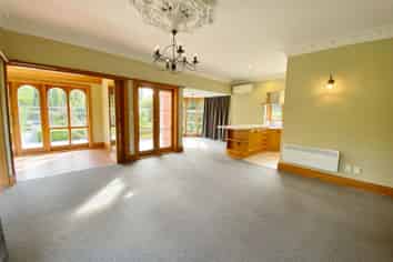 163 Gardiners Rd, Harewood