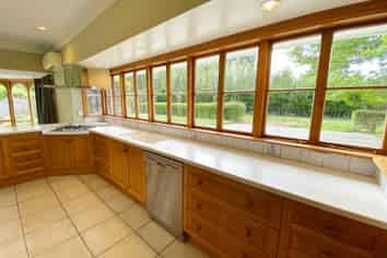 163 Gardiners Rd, Harewood