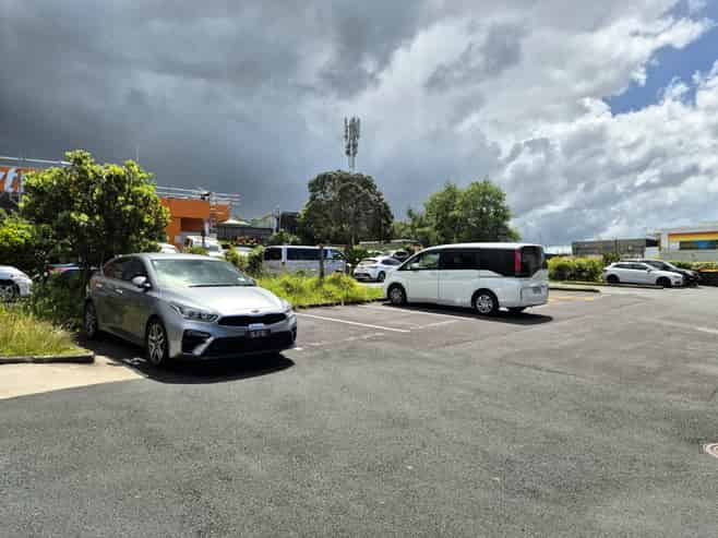 Ready-to-go office in Westgate