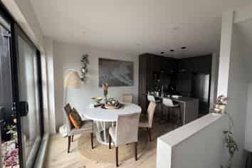 7 Longshore Drive, Long Bay