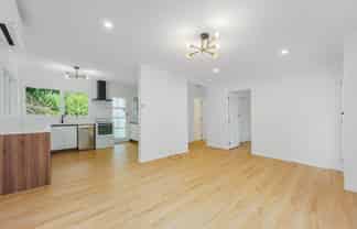 1/27 Glencoe Road, Browns Bay