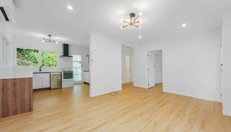 1/27 Glencoe Road, Browns Bay