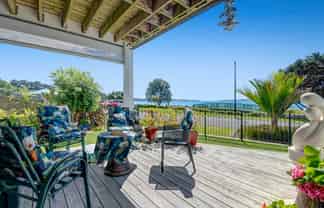 27 Schooner Avenue, Snells Beach