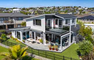 27 Schooner Avenue, Snells Beach