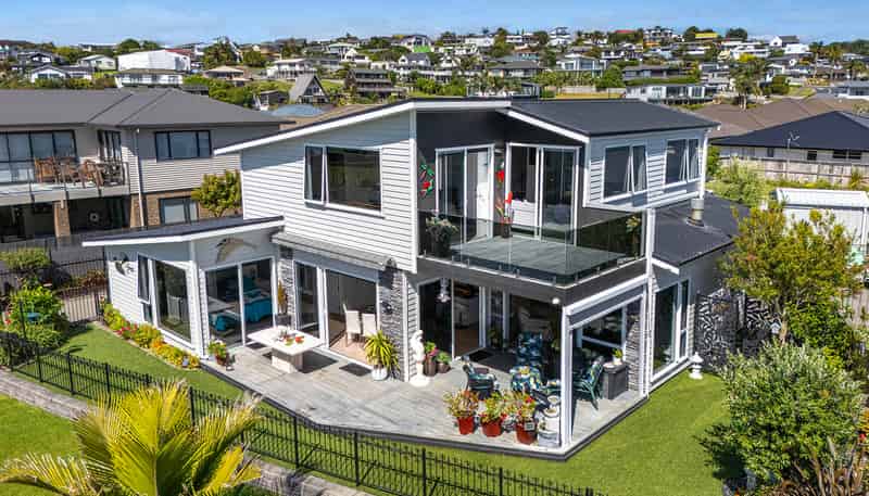 27 Schooner Avenue, Snells Beach