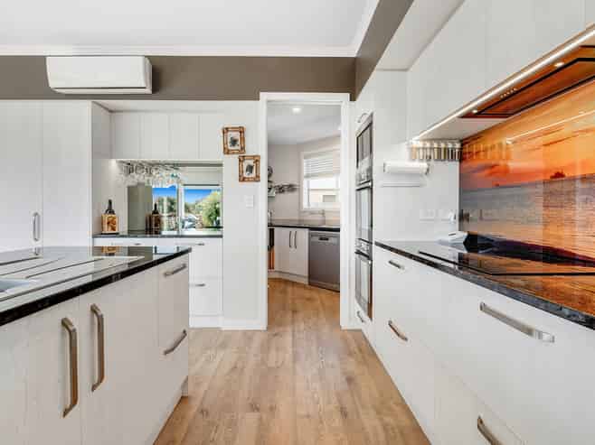 27 Schooner Avenue, Snells Beach