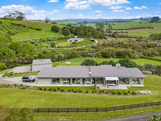 23 Tamahunga Drive, Matakana