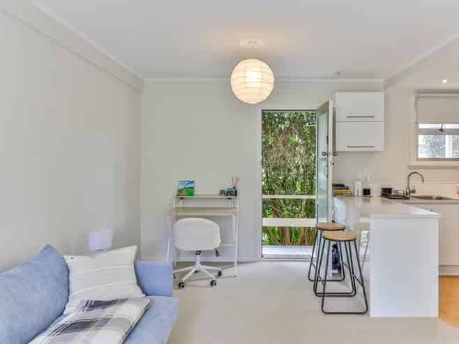 5/93 Vauxhall Road, Devonport