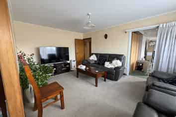 63 Shoreham Street , Avondale