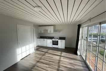 4/553 Hillside Road, Caversham